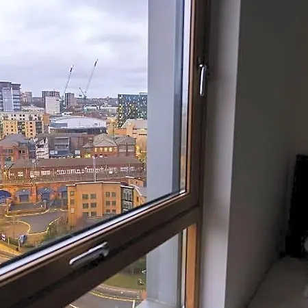 Live In Sky Penthouse 5* Leeds (West Yorkshire)