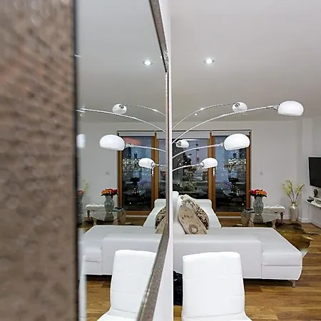 Live In Sky Penthouse 5*