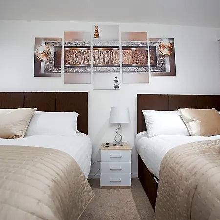 Live In Sky Penthouse Hotel 5*