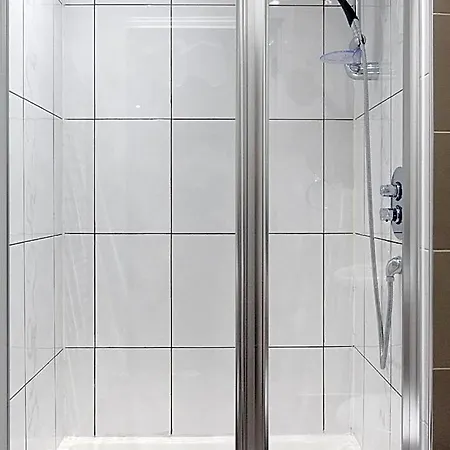 Live In Sky Penthouse Hotel Leeds (West Yorkshire)