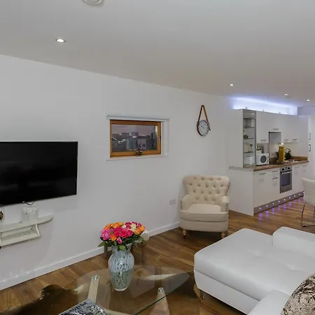 Apartment Live In Sky Penthouse