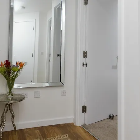Apartment Live In Sky Penthouse