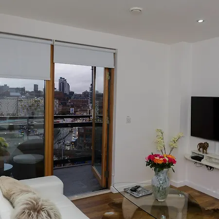 Live In Sky Penthouse Apartment