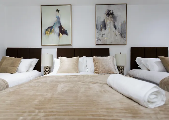 Live In Sky Penthouse 5* Leeds (West Yorkshire)