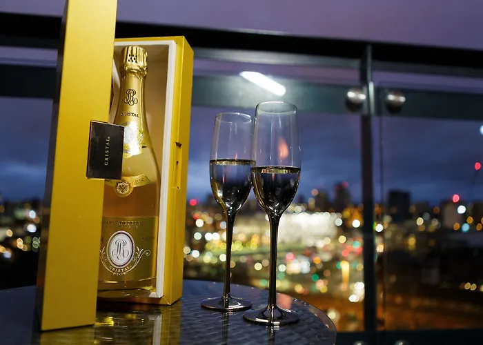 Hotel Live In Sky Penthouse