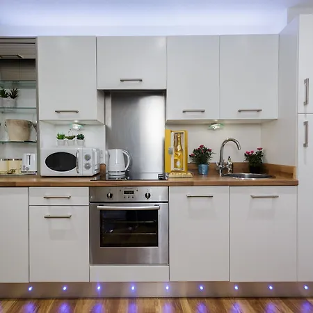 Live In Sky Penthouse