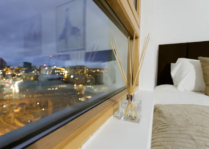 Live In Sky Penthouse Leeds